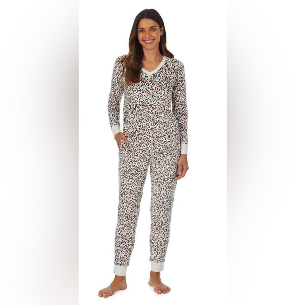 Cuddl Duds animal print pajama set